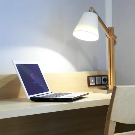 Otel The Originals City, L'haut' Aile, Coquelles-calais Tunnel S/manche L'hautaile 3*