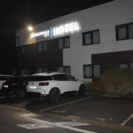 The Originals City, L'haut' Aile, Coquelles-calais Tunnel S/manche L'hautaile Hotel