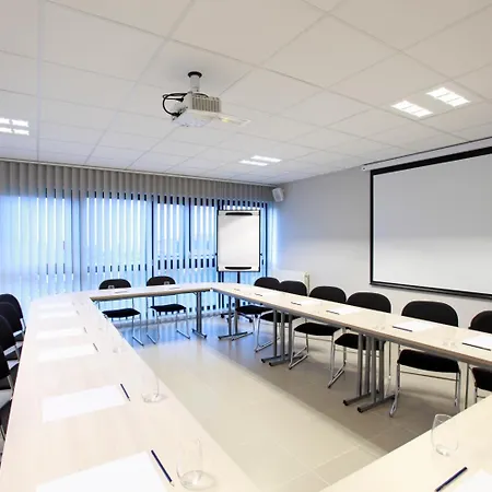 The Originals City, L'haut' Aile, Coquelles-calais Tunnel S/manche L'hautaile 3* Coquelles