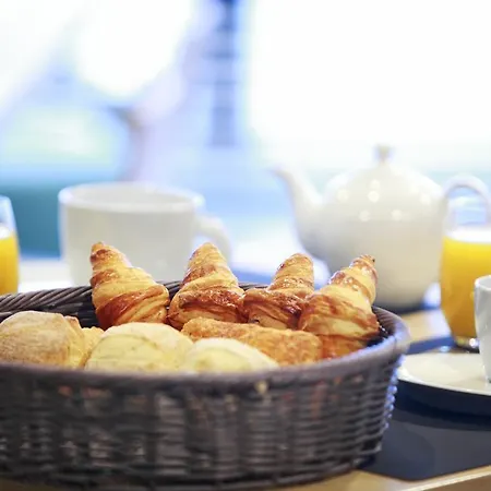 The Originals City, L'haut' Aile, Coquelles-calais Tunnel S/manche L'hautaile Hotel