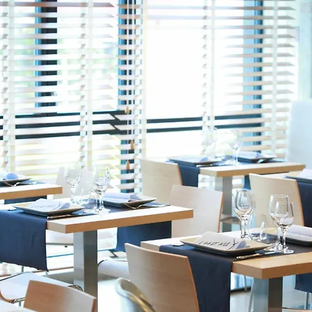 The Originals City, L'haut' Aile, Coquelles-calais Tunnel S/manche L'hautaile